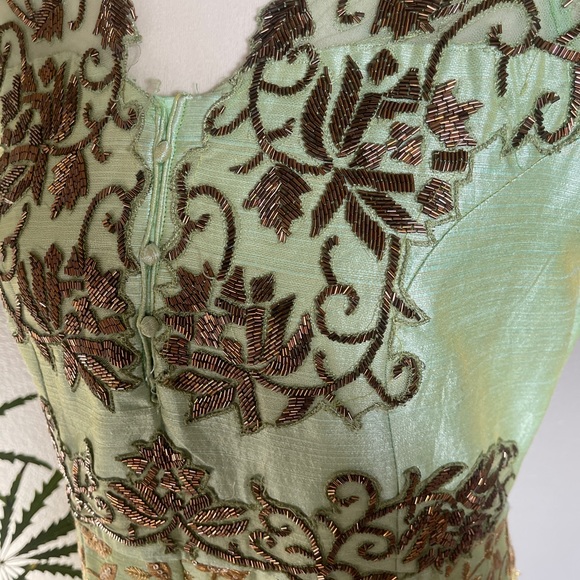 Pistachio green anarkali gown - worn once no dupatta or pajami - Picture 4 of 4